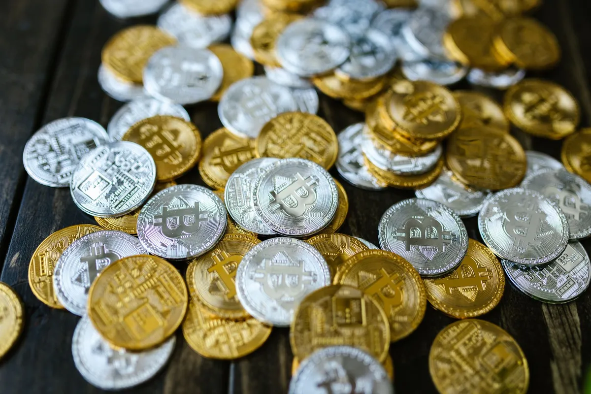 Buying and Selling Bullion Coins in France: A Guide for English-Speaking Residents