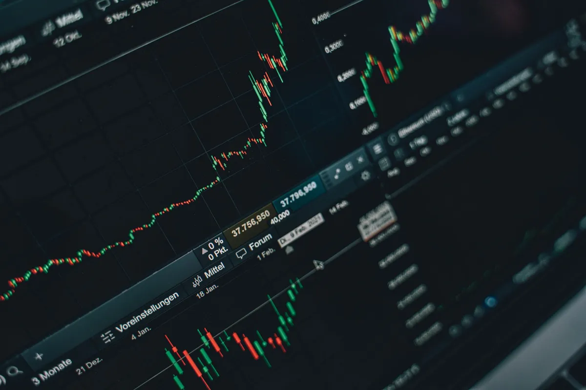 Gold Prices Explained: Spot, LBMA Benchmark and Coin Values
